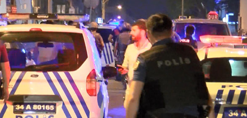 Fatih'te aile üyelerinden iki kişiyi rehin alan şüpheli gözaltına alındı