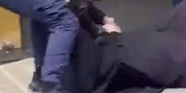 Fatih'te çarşaflı kadına alçak saldırı! Dini değerlere küfretti!