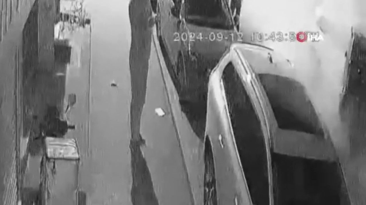 Fatih’te çöken binanın görüntüleri çıktı