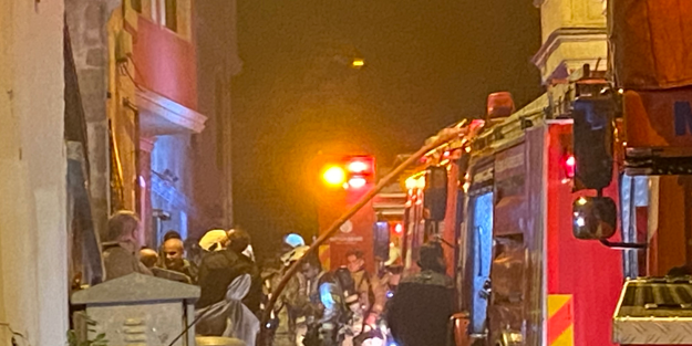 Fatih’te korkutan yangın