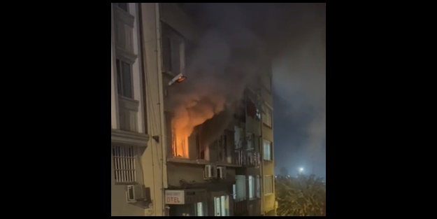Fatih'te otelde çıkan yangın söndürüldü