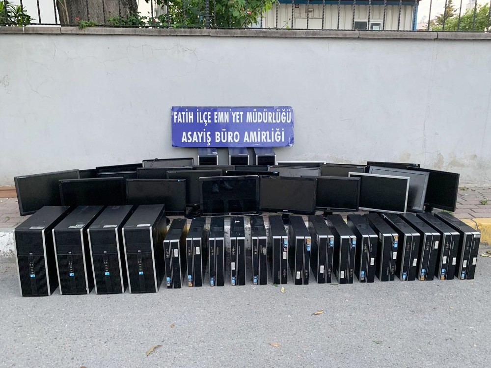 Fatih’te sanal kumarhaneye baskın 