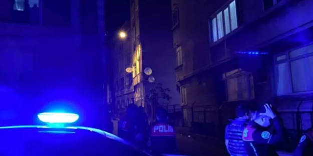 Fatih'te satırlı saldırgan dehşeti! Ortalık karıştı