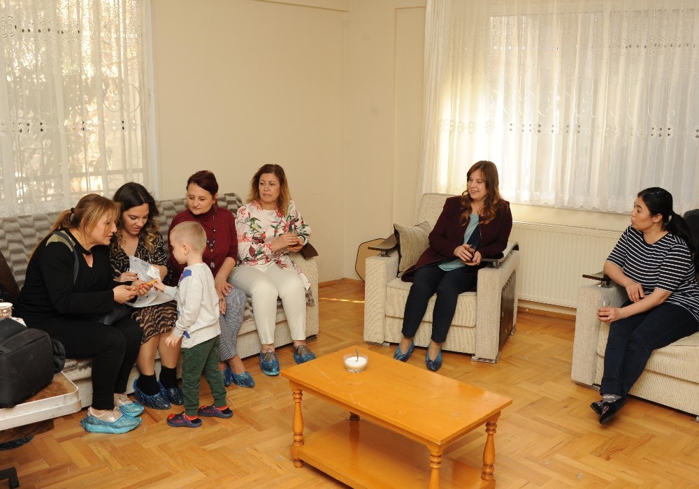 Fatma Çalkaya, hasta çocuklar için destek istedi Yeni Akit