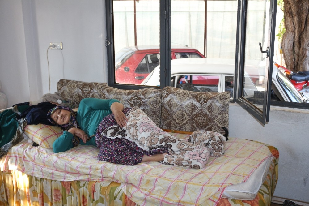 Fatma Teyze’nin hasta yatağı Büyükşehir’den 