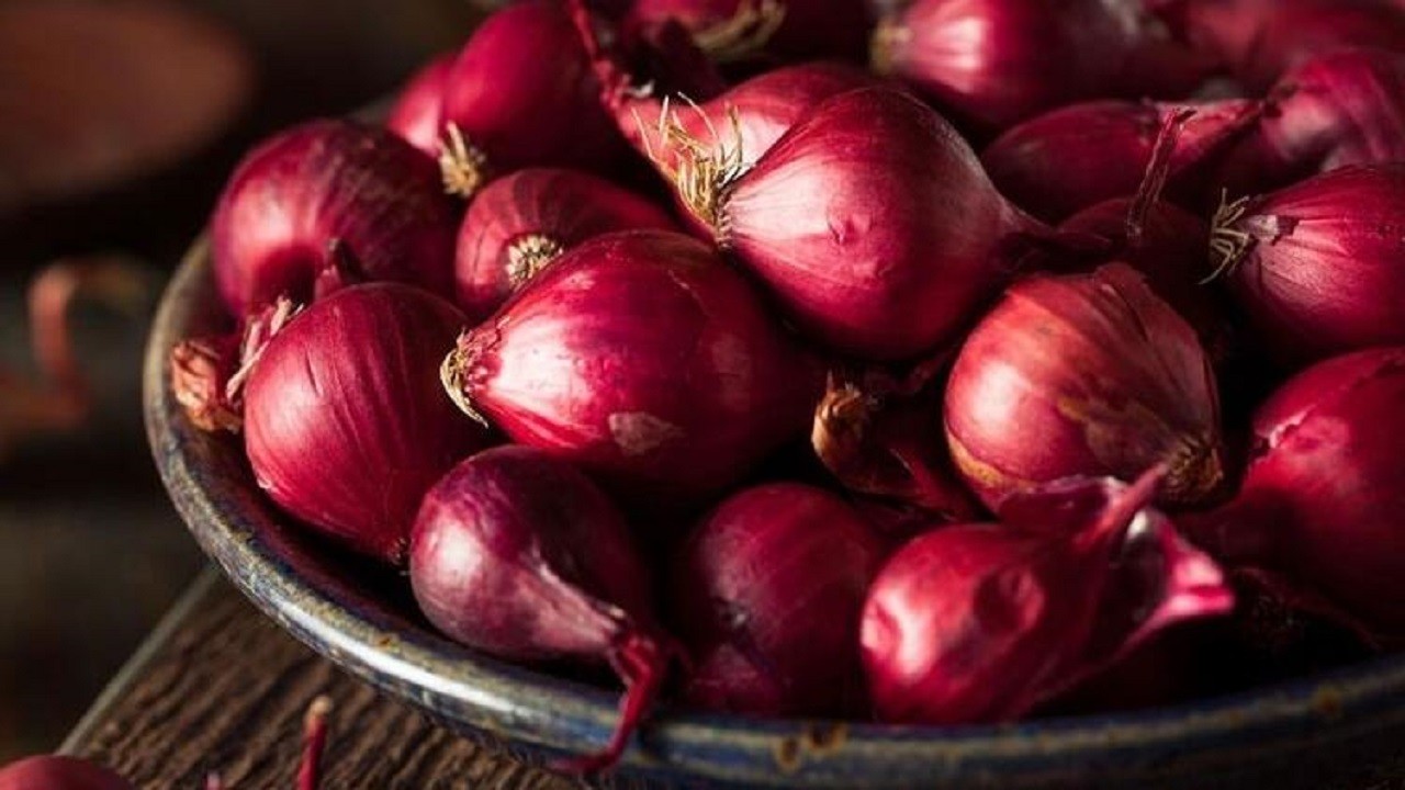Faydaları saymakla bitmiyor! Kırmızı soğan deyip geçmeyin