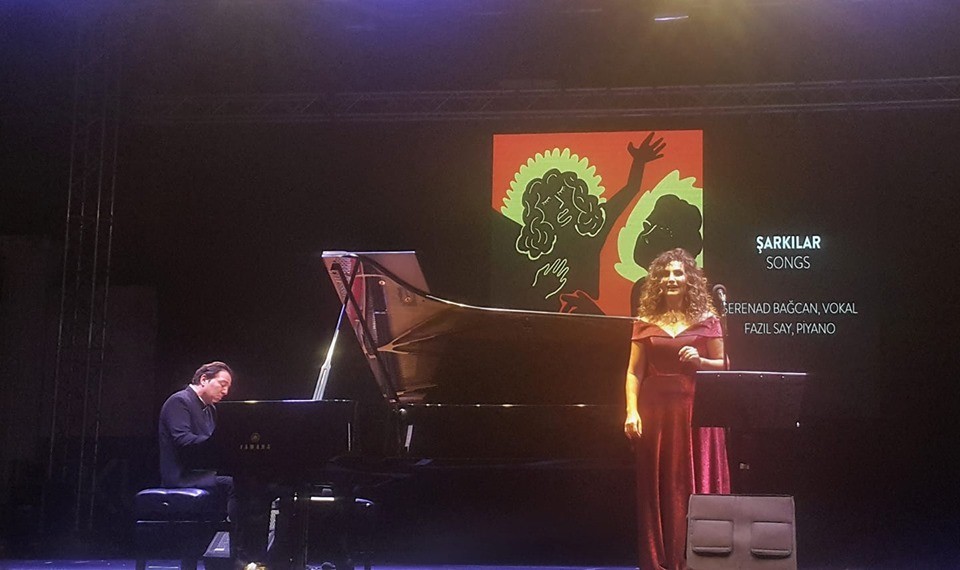 Fazıl Say, Kuşadası’nda ayakta alkışlandı 