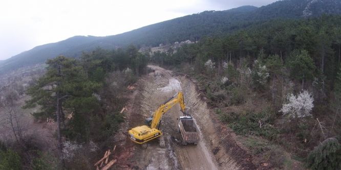 Dursunbey’de yol sorununa büyükşehirden çözüm