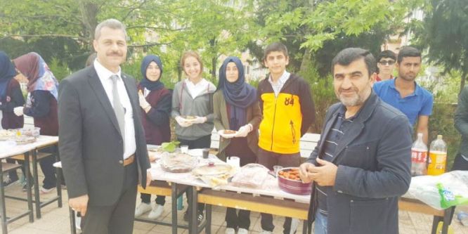 Besni’de şehit aileleri için kermes düzenlendi