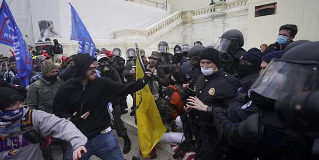 FBI raporları sızdı! 50 eyalette silahlı gruplar sokağa inecek