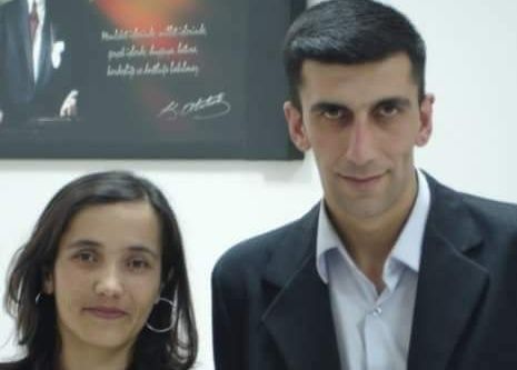 Eşinin ölümüne dayanamayan adam intihar etti