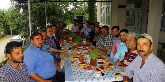 Başkan İncirli sakinleriyle kahvaltıda biraraya geldi
