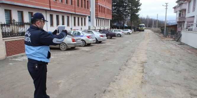 Bolu Belediyesi zabıta ekipleri tablet bilgisayara geçti