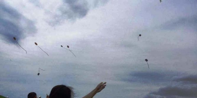 Çocuklar uçurtma şenliğinde doyasıya eğlendi