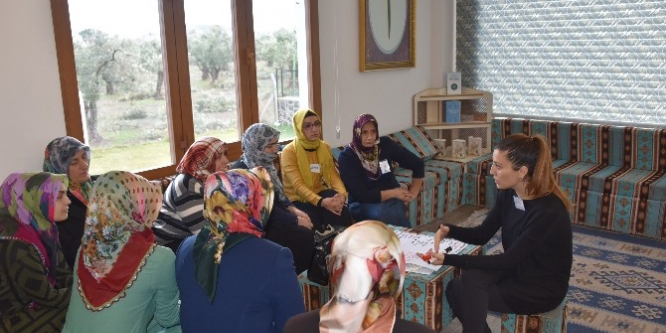 Kemalpaşa'lı kadınlar boş durmuyor