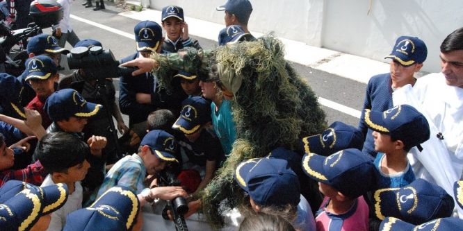 200 öğrenci İl Jandarma Komutanlığını ziyaret etti