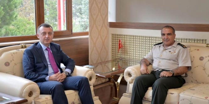 Tümgeneral Koç’tan Vali Büyükakın’a veda ziyareti