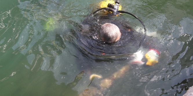 Fethiye’de deniz dibi temizliği