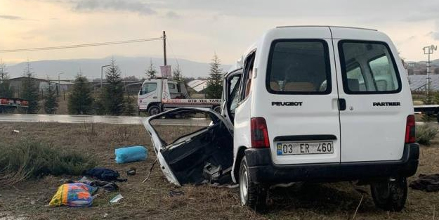 Feci kaza! 3 ölü, 8 yaralı