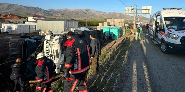 Feci kaza! Malatya’da yolcu otobüsü devrildi