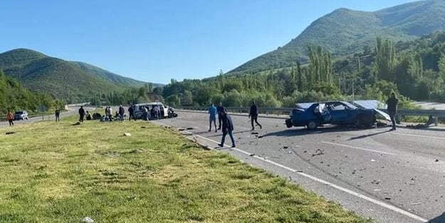 Feci kaza! Ölüler ve yaralılar var