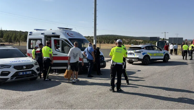 Feci kaza! Yolcu otobüsü şarampole devrildi: 24 yaralı