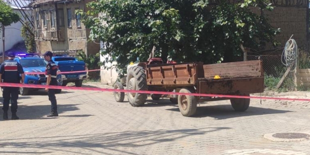 Feci olay: Dedesinin kullandığı traktörden düştü