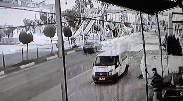 Feci şekilde can verdi! Kaza saniye saniye kaydedildi