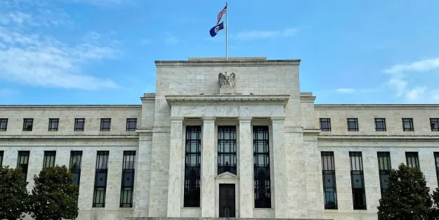 Fed merakla beklenen faiz kararını açıkladı