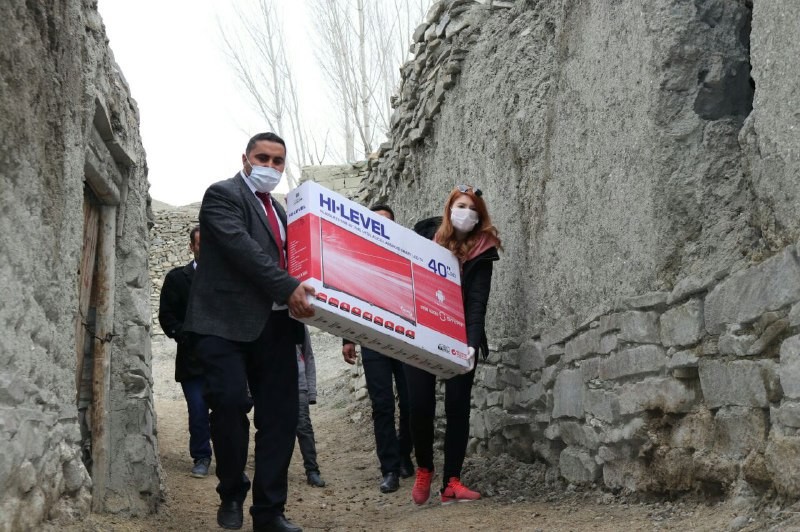 Fedakar öğretmenlerden alkışlanacak hareket 