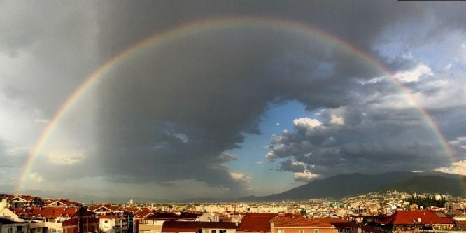 Gökkuşağı büyüledi