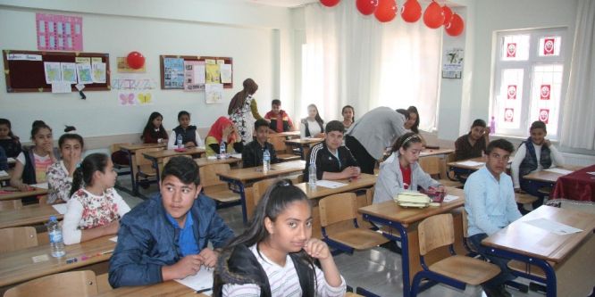 Kilis’te 2 bin 340 öğrenci TEOG sınavına giriyor