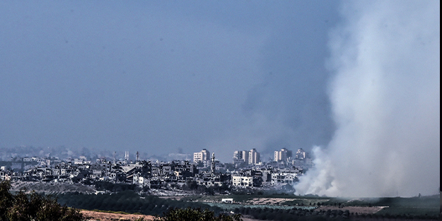 Felaket yaşanıyor! Gazze sınırından dumanlar yükselmeye devam ediyor!