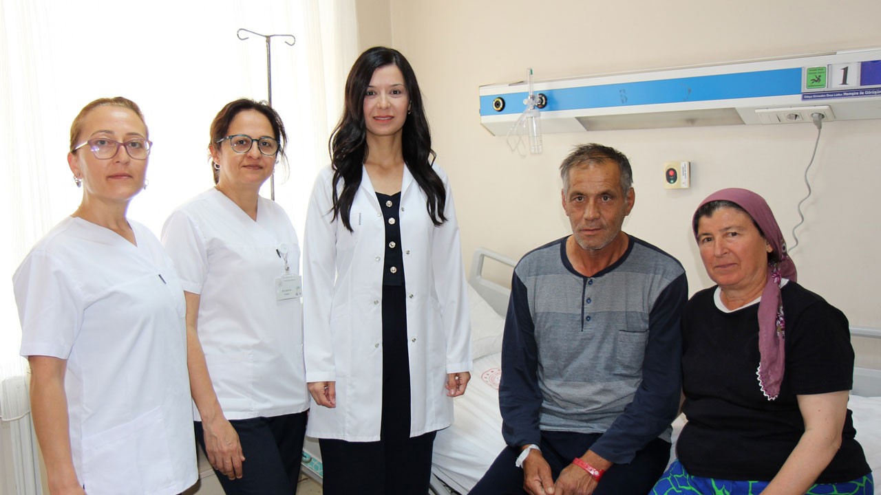 Felçli geldi, yürüyerek taburcu oldu