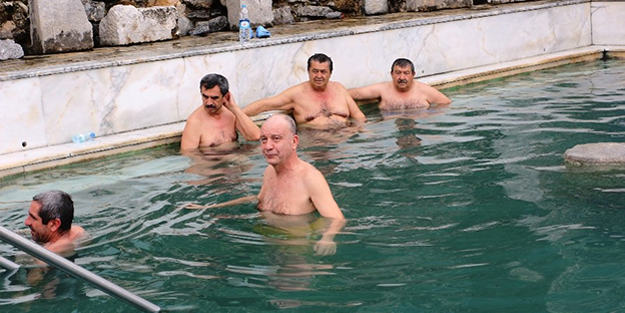 'Felçli gelen yürüyerek gidiyor'