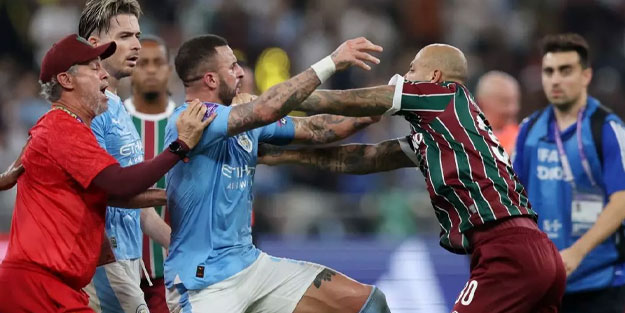 Felipe Melo ortalığı birbirine kattı