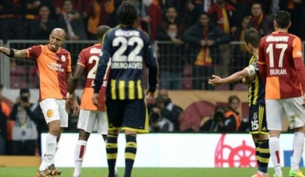 Felipe Melo, yine göndermede bulundu