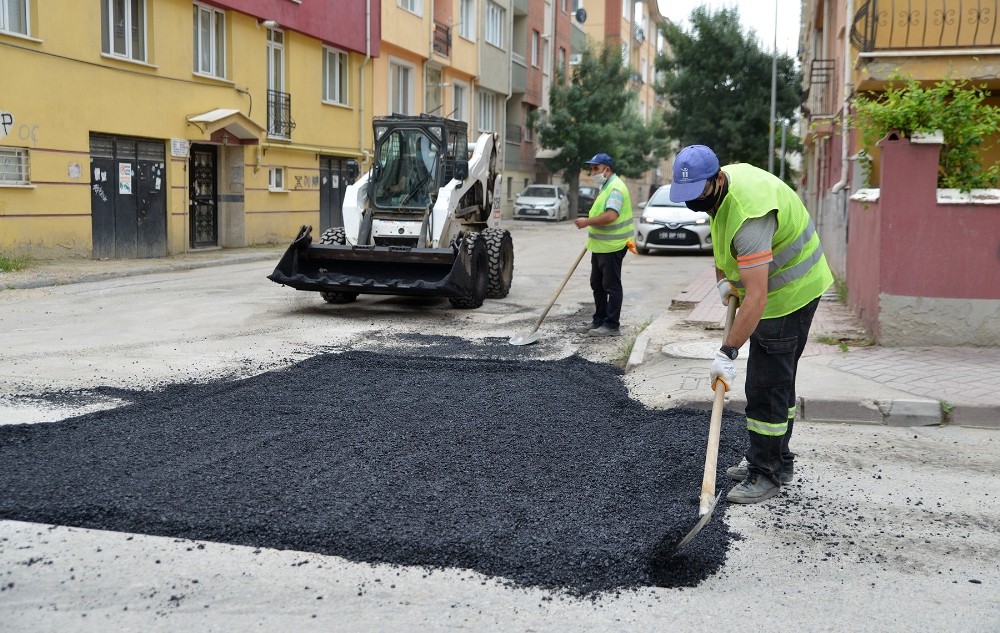 Fen İşleri çalışıyor 