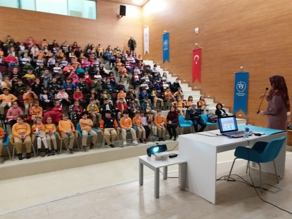 Fener İlkokulu’na ’’Sağlıklı Beslenme ve Obezite