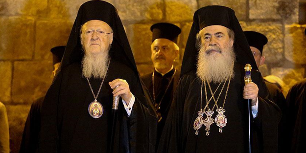 Fener Rum Patriğini gazete reklamı ile ‘ekümenik’ ilan ettiler