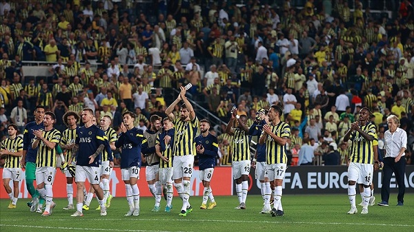 Fenerbahçe-AEK Larnaca maçı ne zaman saat kaçta?