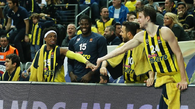 Fenerbahçe Anthony Bennett ile yollarını ayırdı