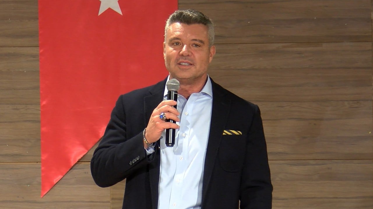 Fenerbahçe Başkanı Sadettin Saran Rize’de konuştu! Konuşma yaptığı okulda Cumhurbaşkanı Erdoğan ayrıntısı