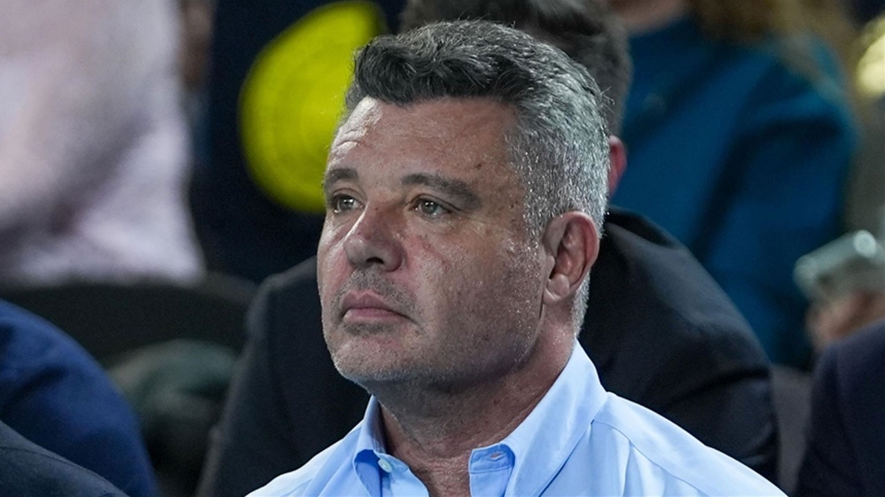 Fenerbahçe Başkanı Sadettin Saran trafik kazası geçirdi
