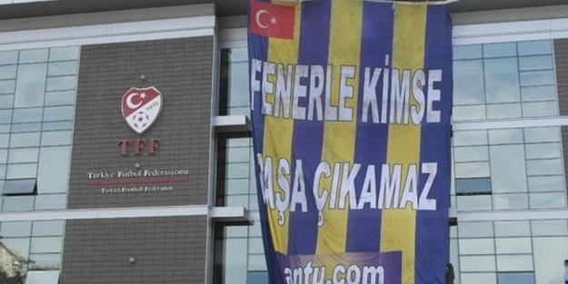 Fenerbahçe bayrağı TFF binasında !