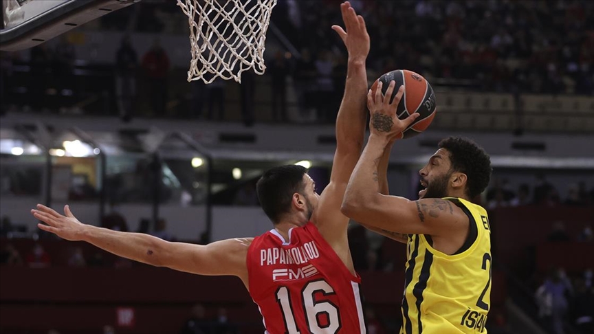 Fenerbahçe Beko deplasmanda Olympiakos'a mağlup oldu