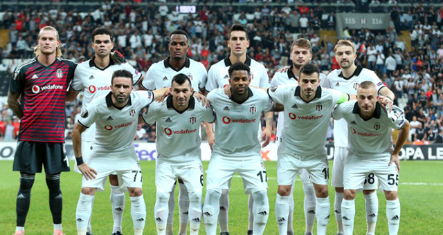 Fenerbahçe derbisi öncesi Beşiktaş'ta büyük belirsizlik