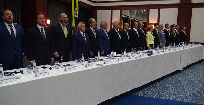 Fenerbahçe Divan Kurulu’na Aziz Yıldırım katılmadı!