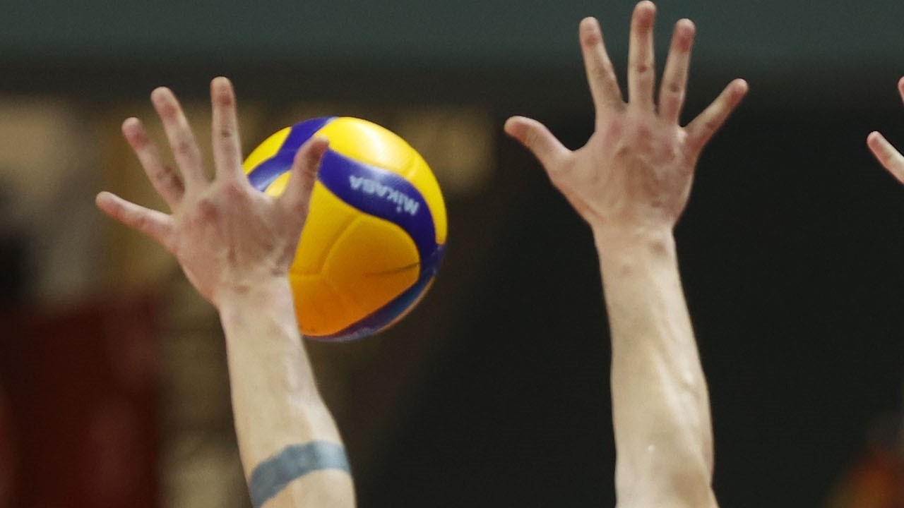 Fenerbahçe, Efeler Ligi'nde Arkas Spor'u mağlup ederek seride öne geçti