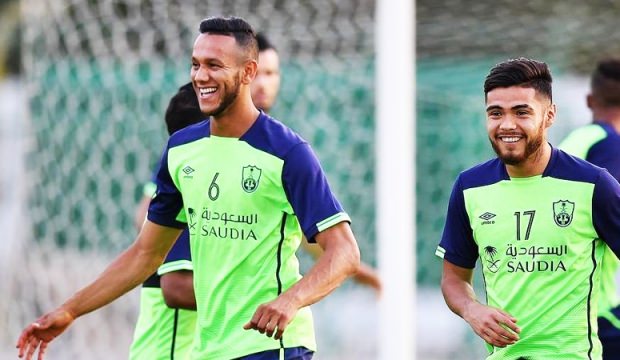 Fenerbahçe eski yıldızını kiralamak için hamle yaptı!
